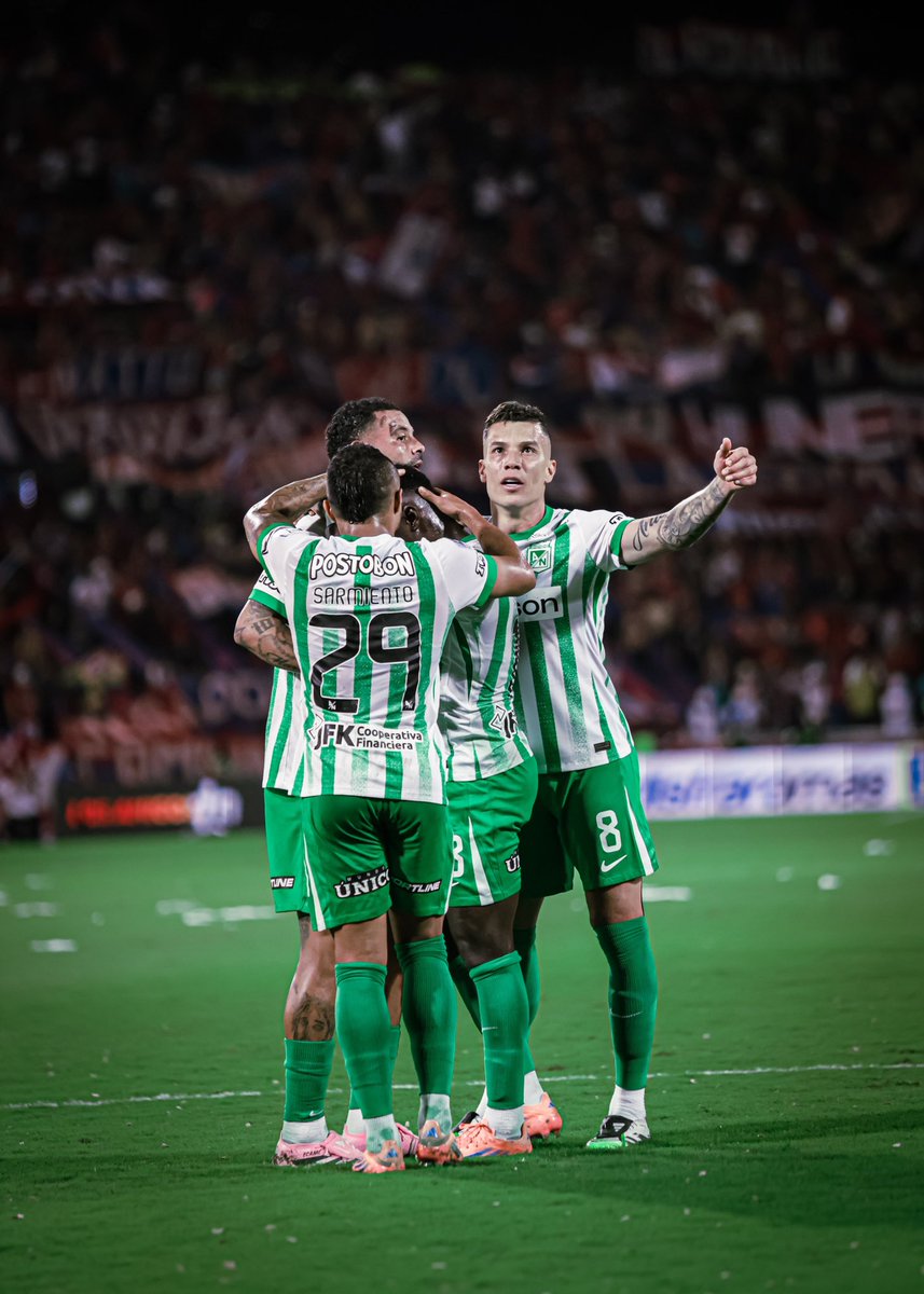 Cardona y Matheus, dos buenos ejemplos de que la gente no aprende. 

El hate que está recibiendo Cardona (con un nivel actual bajísimo que es evidente) es ya exagerado y malintencionado. Claro que su titularidad puede ser cuestionada, pero se les volvió personal.

A Matheus lo