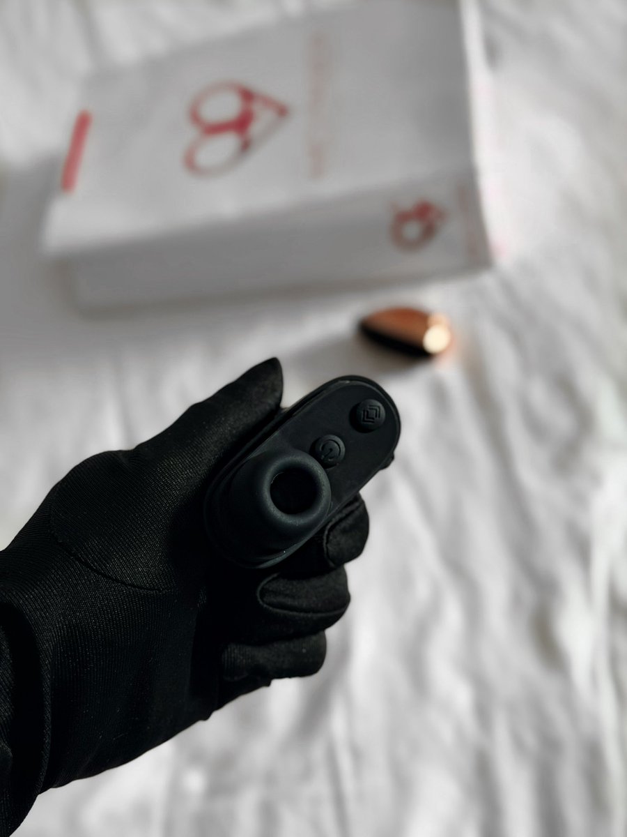 AaesPassion's tweet image. Say hello to your next favorite toy 👀
Small, stylish, and shockingly powerful. 
Shop Pearl for N40,000
DM or WhatsApp to shop.

To order, call/message us on Whatsapp  wa.me/2348061161009