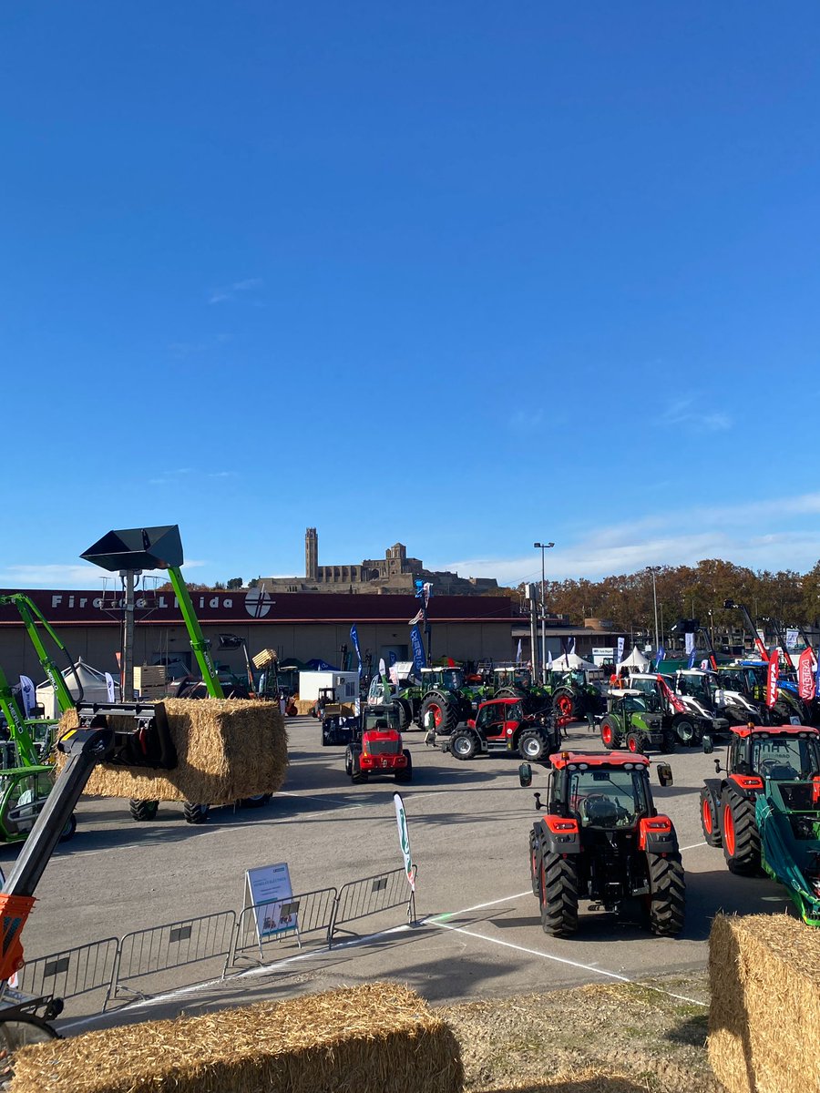 Hoy Regaber by Cerestia ha estado presente en el Agrobiotech Innovation Forum. Nuestro Delegado de la Zona Norte, Santi Singla, ha participado en la mesa redonda del programa "Agua, riego y alimentos", compartiendo la propuesta de valor de Cerestia.