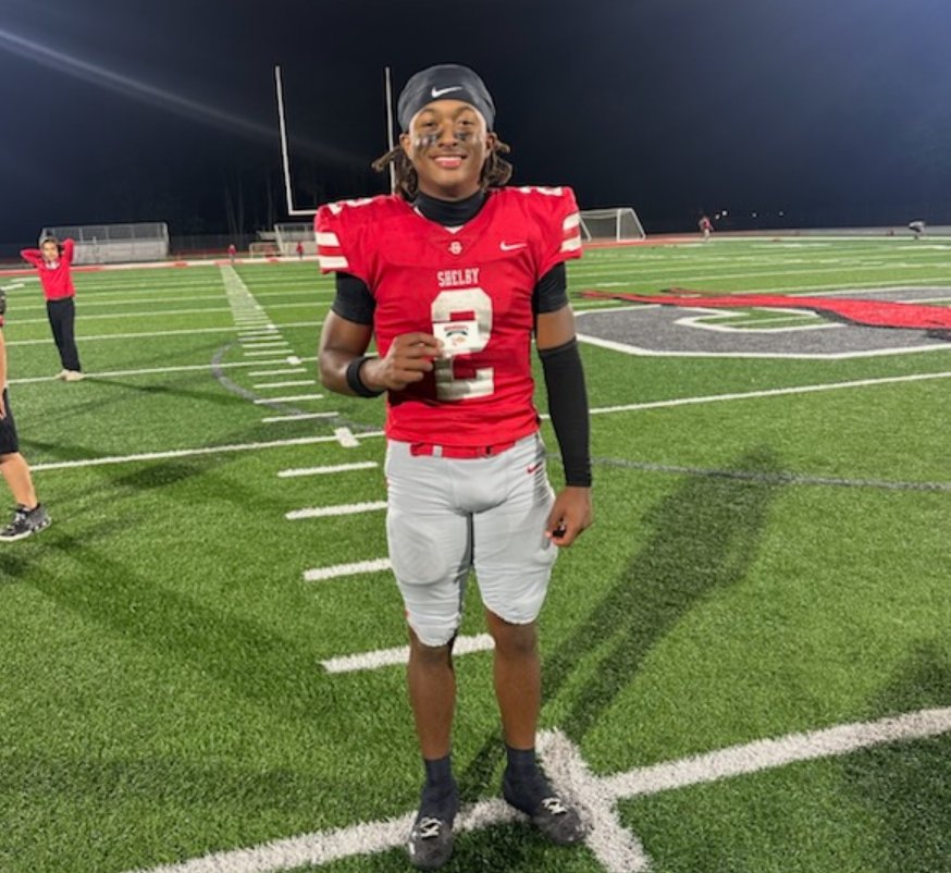 AaronBH82's tweet image. Shelby QB @braydendevito1 named a Finalist for Ohio Mr. Football!  65 TDs, 4,192 yards, completing 74% in only playing 60% of the season due to games not being close.  That is Mr. Football! @OHSAASports #BraydenDeVito

wmanfm.iheart.com/featured/aaron…