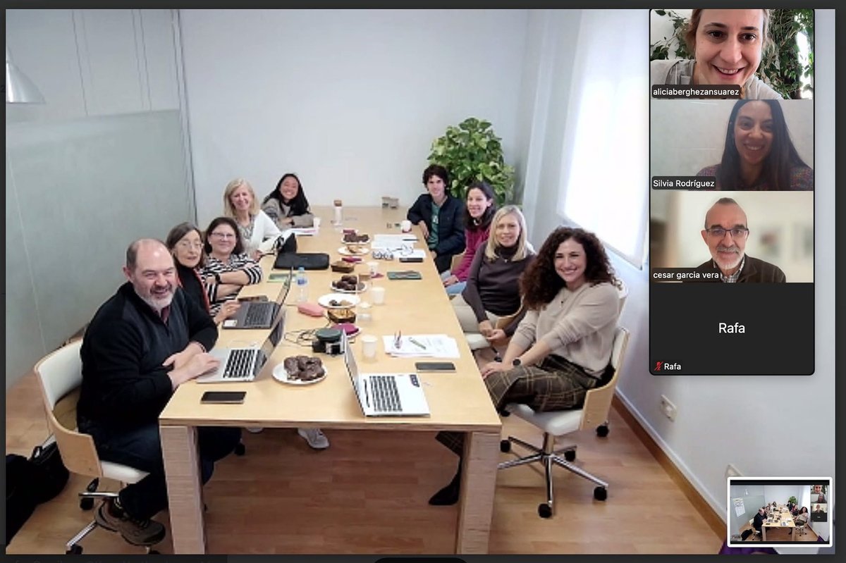 aepap's tweet image. Reunión de las y los compis de nuestro Grupo de trabajo de Patología Infecciosa @GPI_AEPap 👏👏👏 Han evaluado las actividades de este año y ya programando las del año próximo! Gracias y enhorabuena por vuestra gran labor. Sigue sus publicaciones en: gpiaepap.wordpress.com