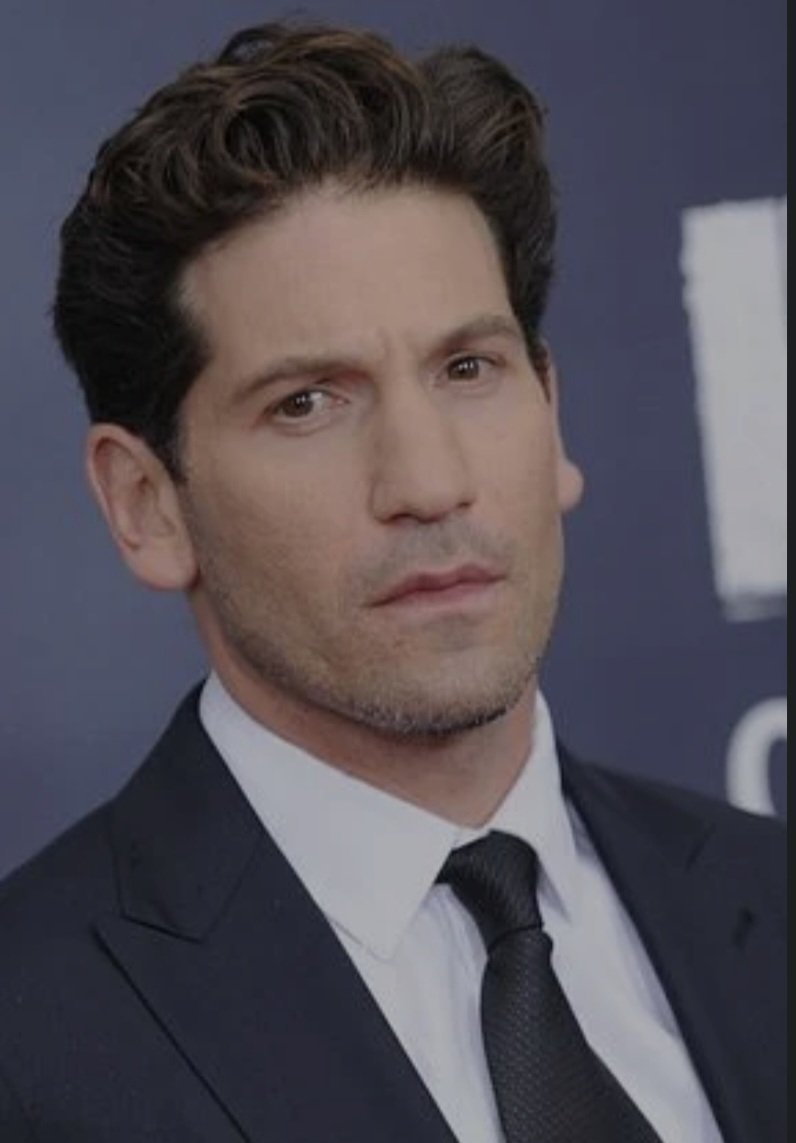 gab_rol's tweet photo. @Matt_Pinner Jon Bernthal ! https://t.co/St77jv5odZ