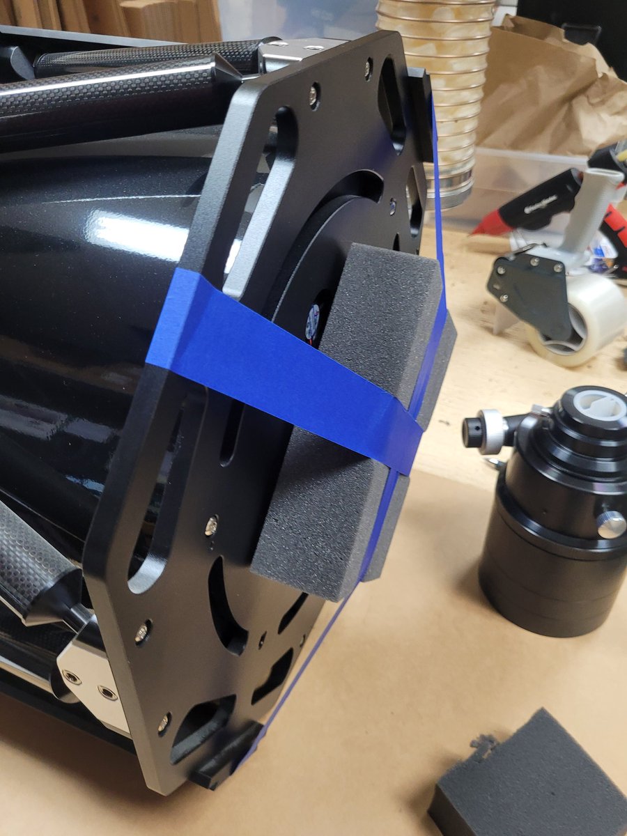 Pak_Corv_Oregon's tweet photo. What are we packing today? It's a telescope. We can pack anything here. I've recently found myself turning to AI for custom tips on specific projects. Did you know cling wrap leaves residue on carbon fiber? This item will be blanket wrapped first then patted with bubble wrap. https://t.co/sl0d2BkSBM