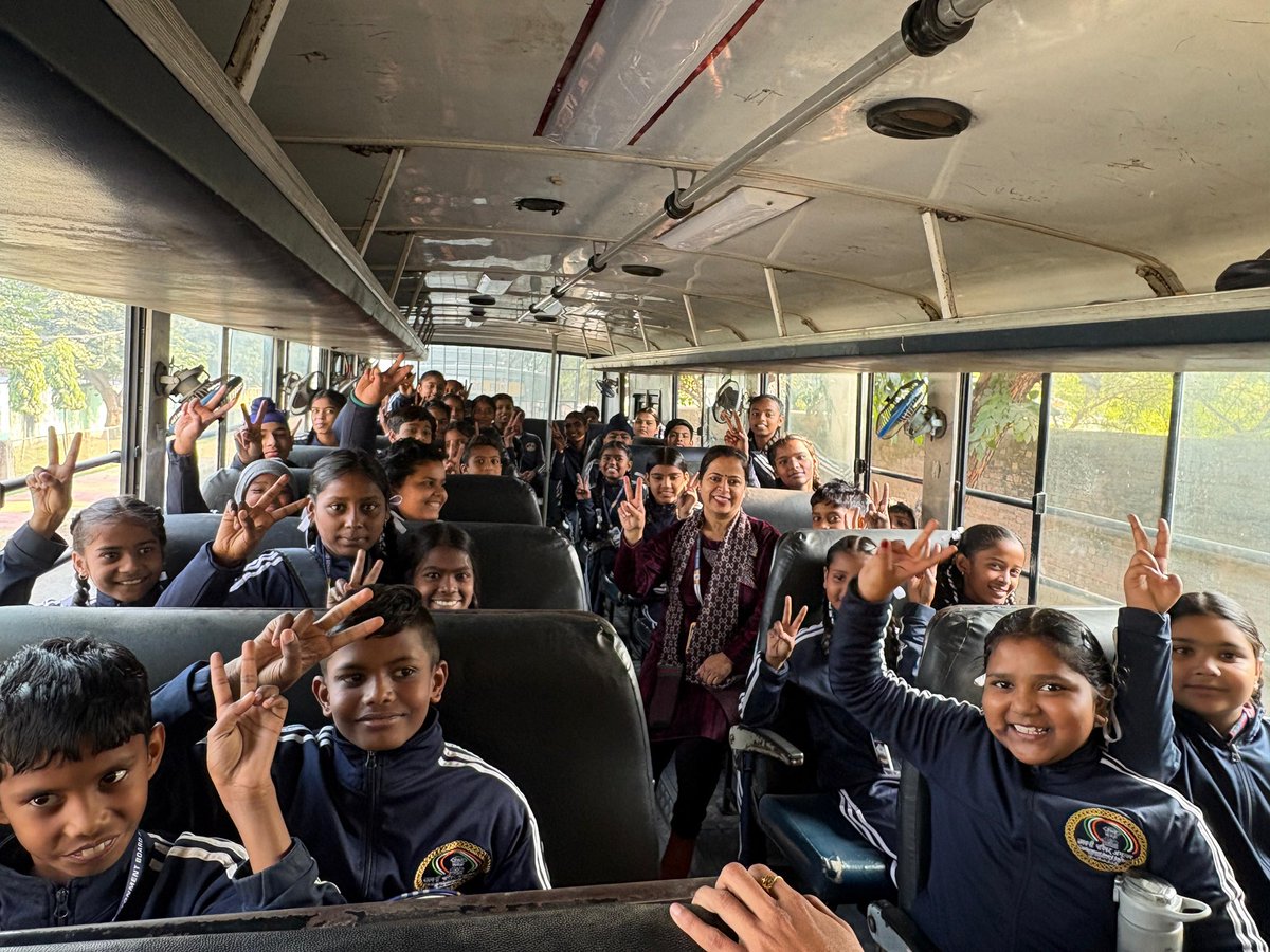 CB_Amritsar's tweet image. From mighty walls to timeless tales—our students had a fantastic day uncovering the history of Gobindgarh Fort, Amritsar. An experience they’ll cherish! 🌟🏰 #EducationalTrip #StudentExperience 

@pdde_wc @adgcantts_dgde