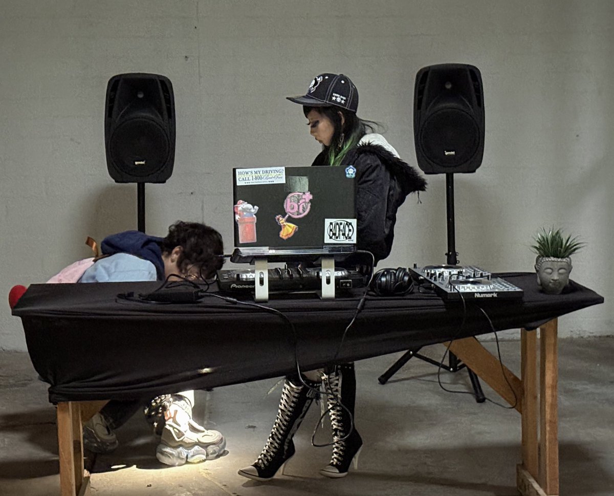 lizzie ⌖८(冫༙、)৲˒˒ (@digi_pup) on Twitter photo 