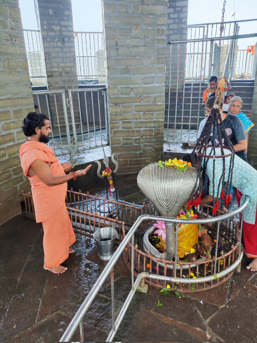 devloper_hs's tweet image. New place, new adventure!

After a long time, I finally took a day off from busy work and spent it with my parents,  exploring a few new spots.

They genuinely enjoyed the calm - a  break far from the city’s usual chaos.

Sometimes you need these quiet spots to reset your mind…