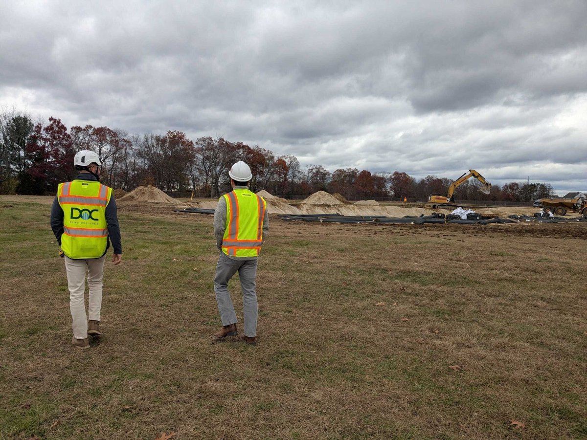Earlier this month, Kelsey VanSleen, Tyler Matheny &amp; Jayson LaManna visited our customer DOC in Woonsocket, RI. Huge thanks to the DOC team for hosting us! 

Meet more of the teams we empower: hubs.la/Q03VZJR-0

#TrunkTools #LetBuildersBuild
