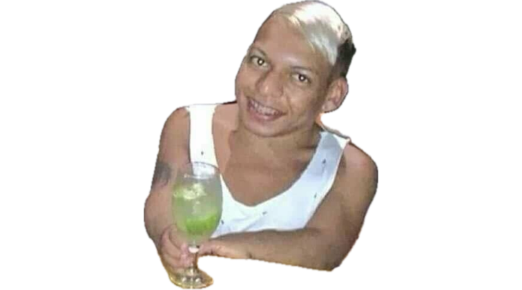 LipeNery's tweet photo. @esterscline Eu e a best vendo ela matar o vecna https://t.co/RBDUvbLXjW