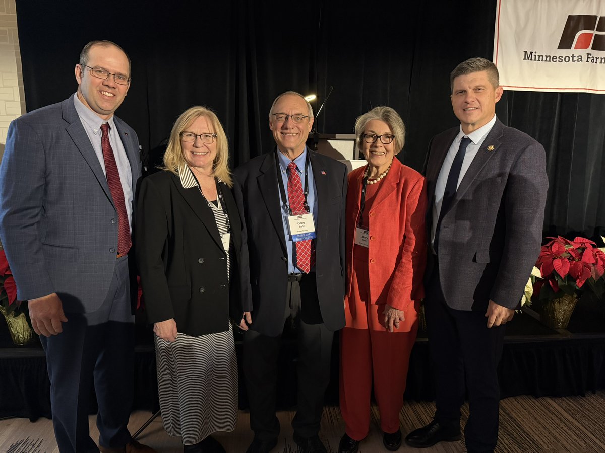 RepFinstad's tweet image. It was an honor to speak at this year’s @MNFarmBureau  Annual Meeting and provide an update on the work we’re doing in Congress to deliver strong ag policy for farm country.

A special congratulations to Greg and Mary Bartz from Sleepy Eye who were awarded the 2025 Honorary Life…