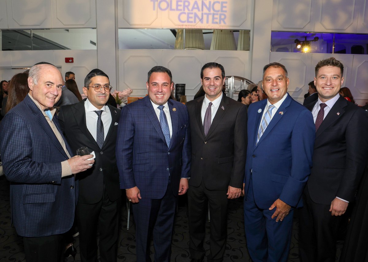 TOHFerretti's tweet image. HMTC carries those lessons forward through education that reaches students, families, and professionals with honesty and care. Their work continues to guide our community toward a more decent and respectful future.