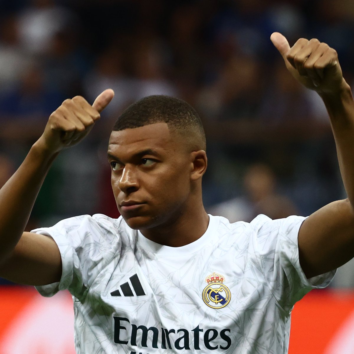 sportbpt's tweet photo. Soru: "Bu gece Mbappe'yi nasıl durduracaksınız?"

Olympiakos Teknik Direktörü Mendilibar: "3 maçtır gol atamıyor ki zaten." https://t.co/eDgMFilcP6