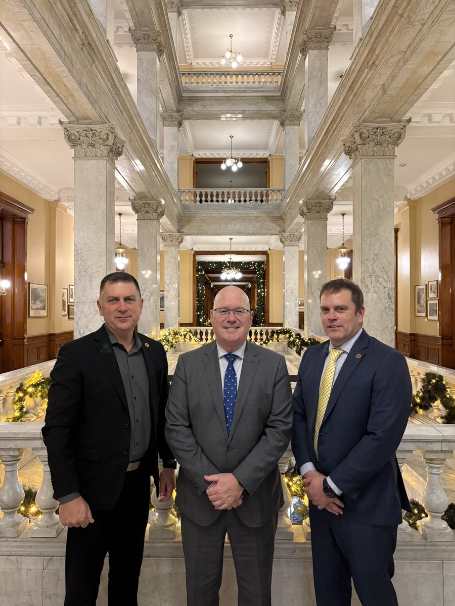 peteedyson's tweet image. Thankyou @SteveClarkPC for meeting with @DanVanderLelie and I to discuss the important issues impacting @opffa FF’s and our families. We value the strong support we’ve received from this government and look forward to continuing that relationship. @fordnation @IAFFCanada