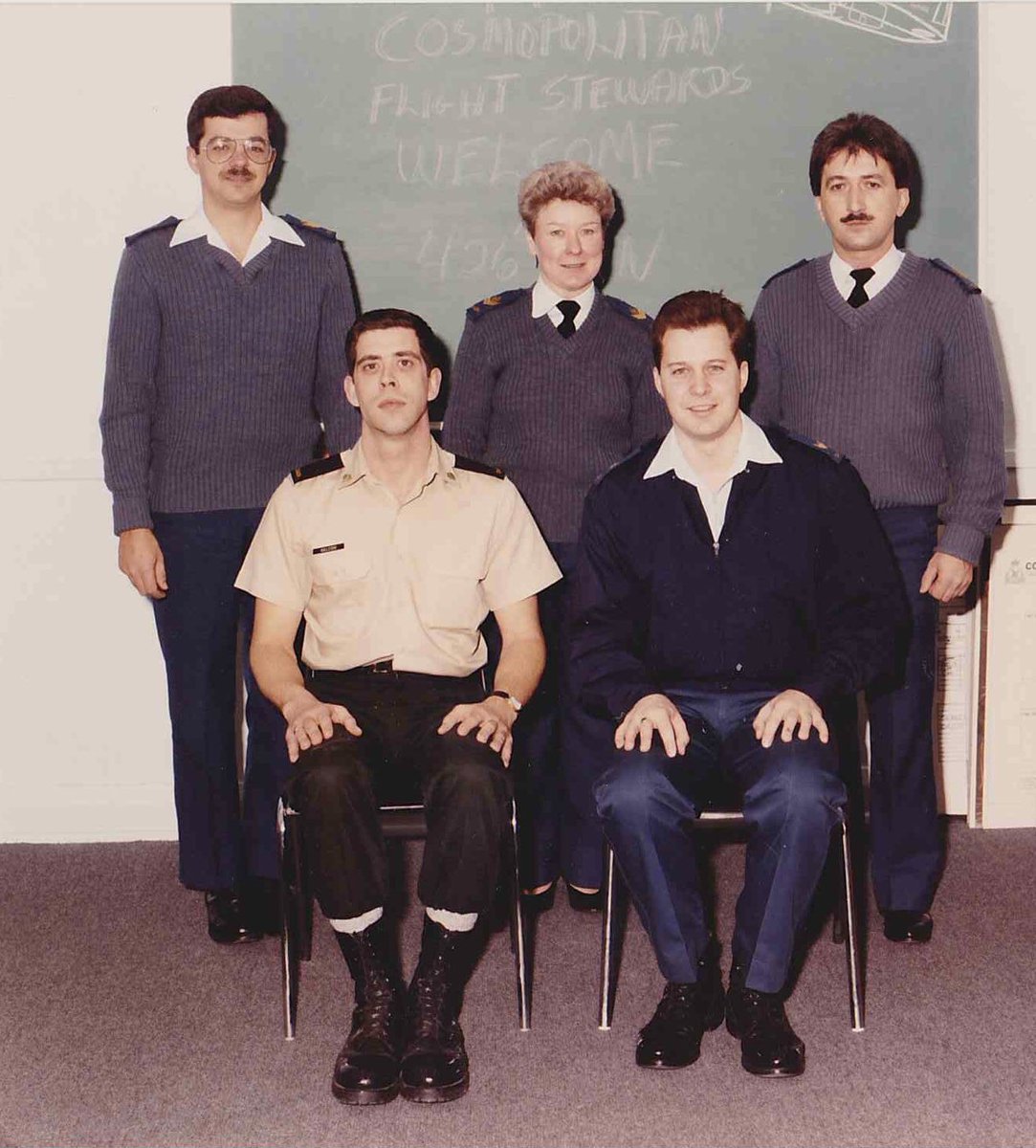 TriSvcsVet's tweet image. Here is a Pic of me on sitting the right. I was TOP STUDENT! Three instructors, two students. LOL! Good times.