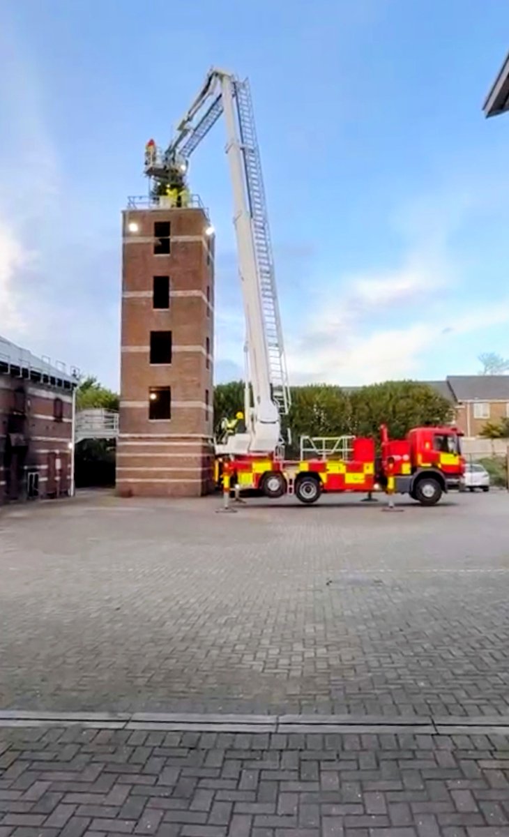 Ryde Fire, Red watch IWFRS tweet media