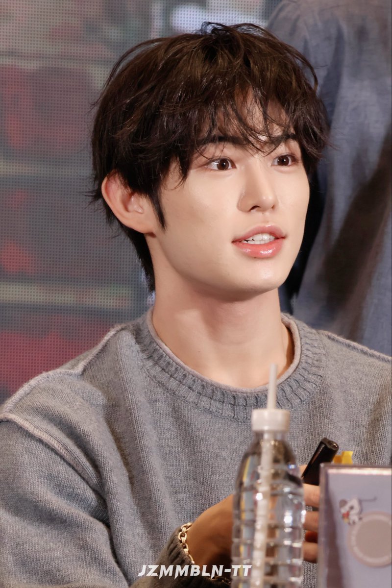 티티^ ^ tweet media