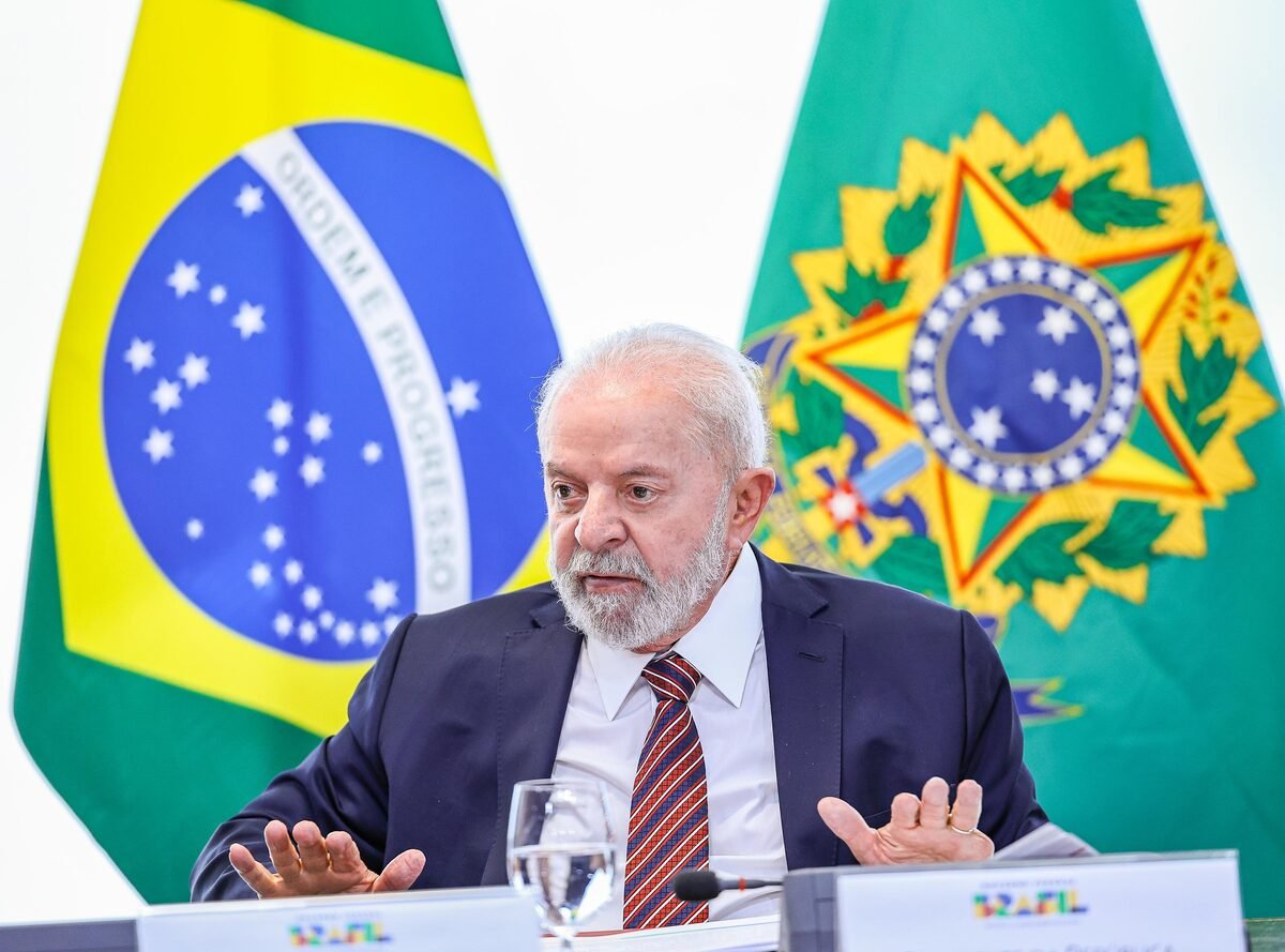 ae_broadcast's tweet image. Lula defende igualdade de oportunidades, maior consumo para girar economia e fim da escala 6×1

👉🏻bit.ly/3XlTLd3

📷Ricardo Stuckert / PR