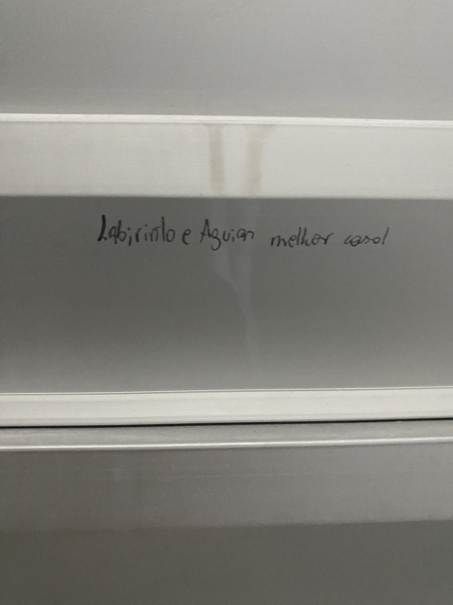 greapmike's tweet image. SO TEM NERD NESSA ESCOLA!!!! #hexatombe 
Inclusive tenho ctz q a @honeyismo fez um desses