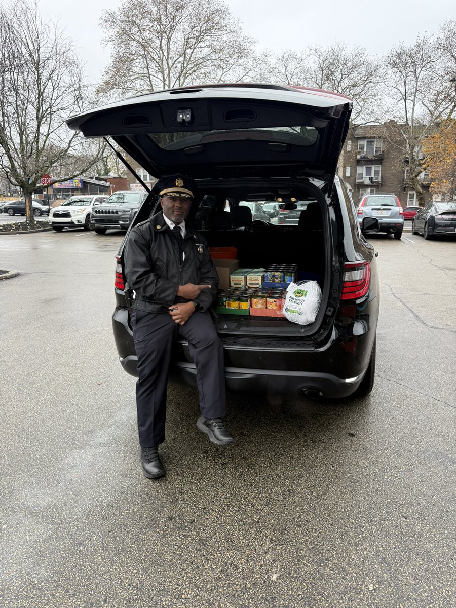 Northwest Philly, let’s answer the call. We’re launching the NW Philabundance Challenge to fill food boxes &amp; support families facing hunger this season. Drop Non perishables off at any Police District!
#GetInvolved