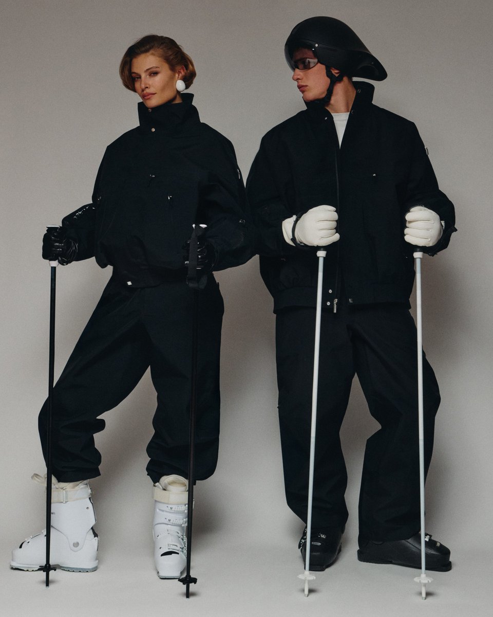 ComplexStyle's tweet image. Nike and Jacquemus just dropped a Ski collection, and it&apos;s perfect
