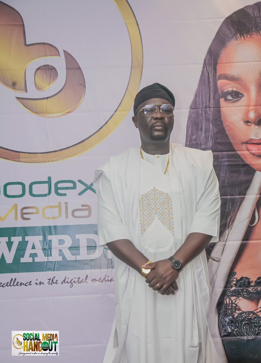 bsmhangout1's tweet image. When Seyi Law took the mic, the event automatically became an experience. A host like no other! He brought life and laughter to the Bodex Social Media Hangout.
So Proud to have him host the Bodex Social Media Hangout.

#BodexExperience #bodexsocialmediahangout #digitalcommunity