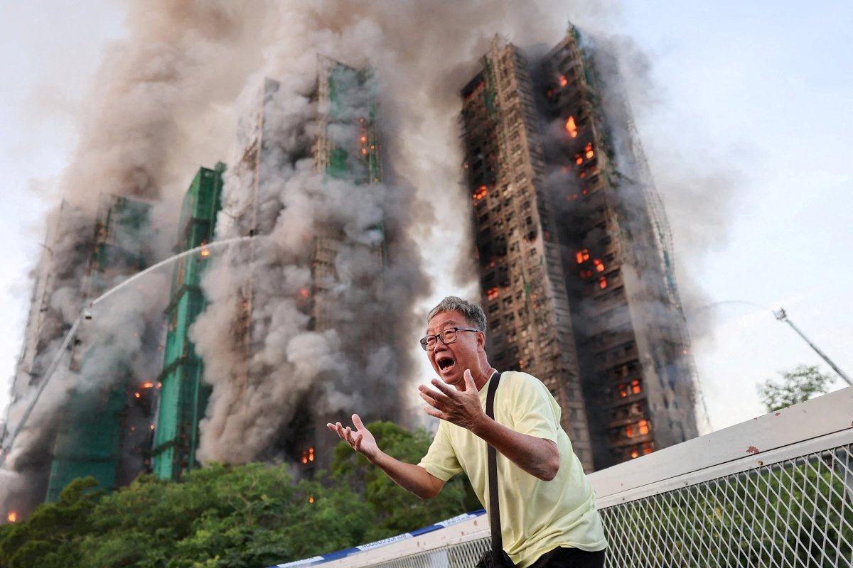 Death toll rises as massive fire engulfs Hong Kong high-rise