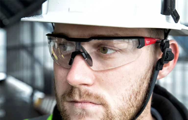 SafetyHealthMag's tweet image. Workers have better eye protection than ever, but injuries haven’t gone away. The real challenge is getting people to use it consistently: bit.ly/480m46W #workplacesolutions