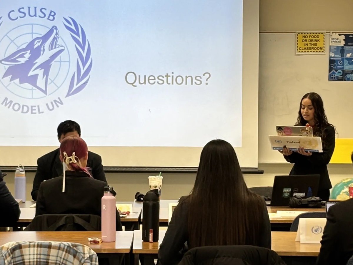 The Palm Desert Campus Model UN team will join the San Bernardino team at the NMUN conference in Banff, Canada! This marks a great milestone in effort to expand global learning opportunities across both campuses. 🤗✈️
 Read More: bit.ly/3JWgN7n 
#BoldVision #MNUN #PDC