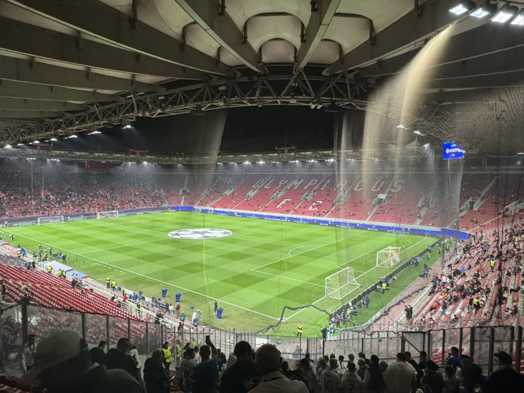 Ya estamos todos aquí, animando al <a href="/realmadrid/">Real Madrid C.F.</a> 🤍