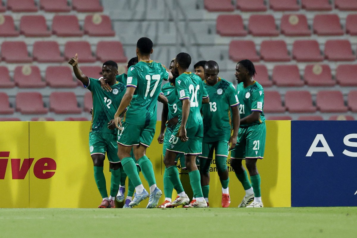 عمرو tweet media