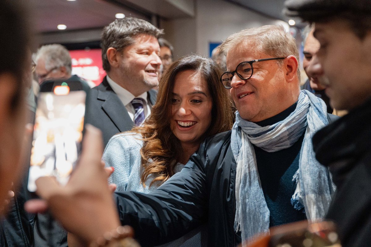 knafo_sarah's tweet image. « Vous nous avez redonné de l'espoir ! »est la plus belle chose que vous m'ayez dite.

Je suis heureuse de vous avoir rencontrés au Dôme de Paris.

🇫🇷Merci au JDD pour cette très belle soirée !