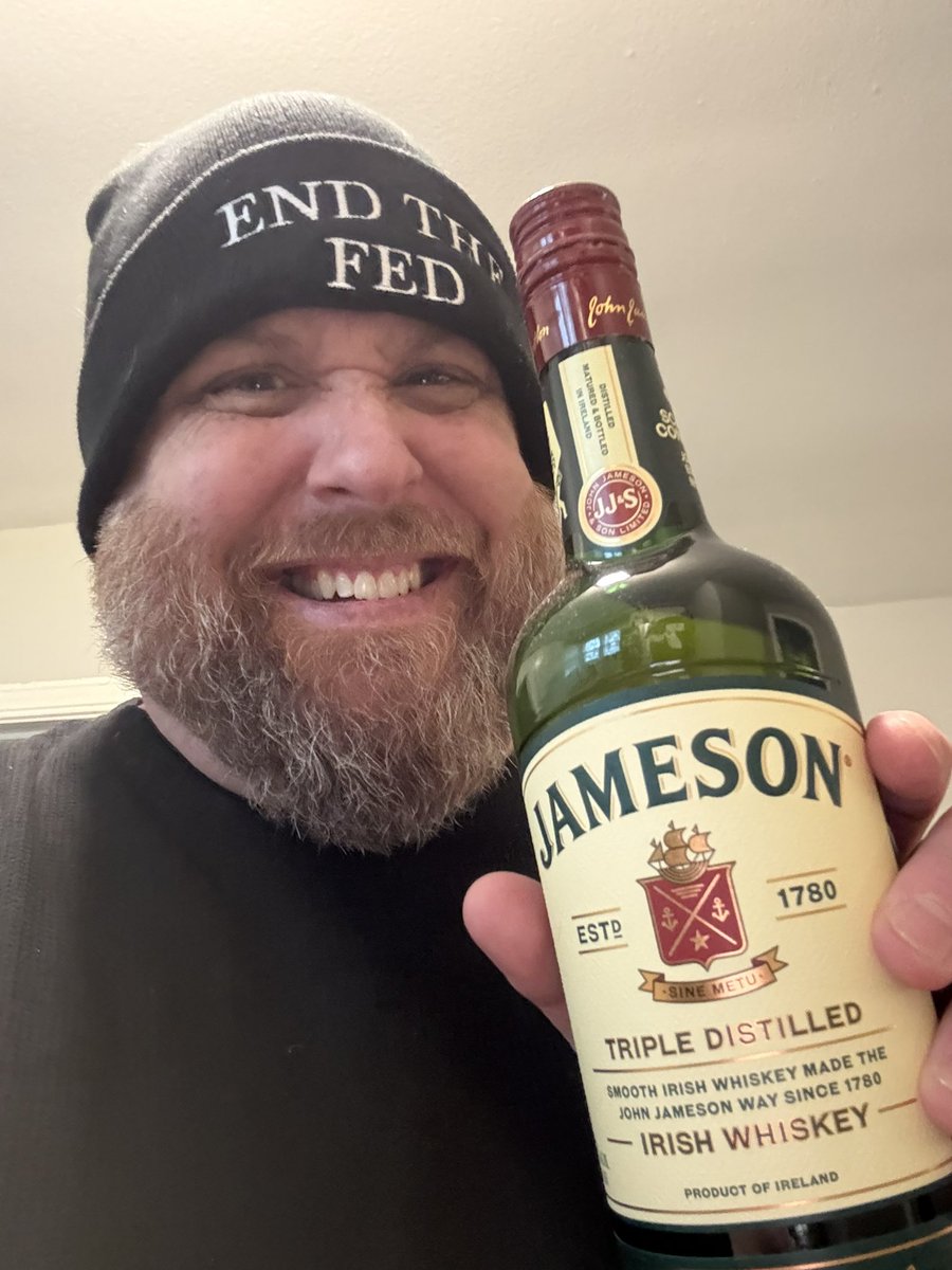 BudsnReality's tweet image. A little over an hour away and I’ll be live with @amitylee13 and @smartergameshow on X, Rumble and YouTube! We are turning off the noise and having a good time, like we used to back in the day. It’s the night before thanksgiving so bring drinks, I got mine!🤪 see you in the chat!