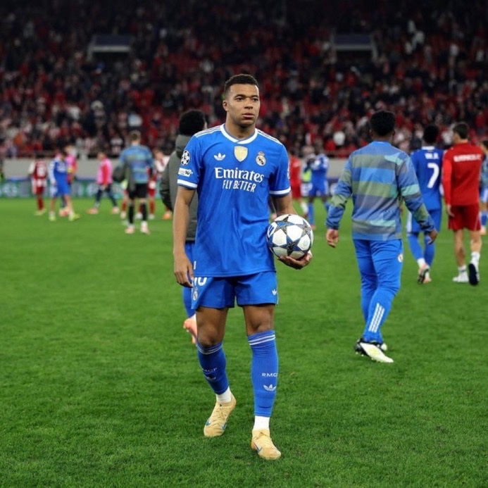 MadridUniversal's tweet image. The best player in the world! 🌟