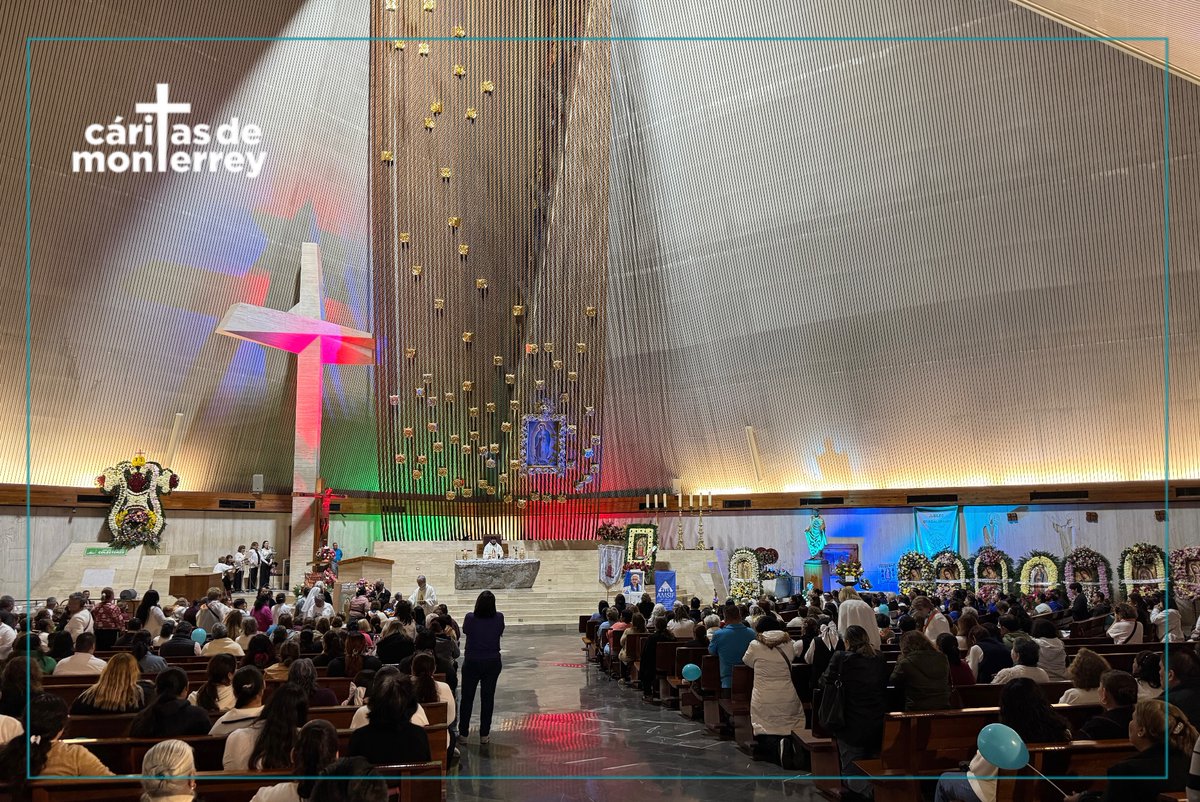 ✨Hoy llevamos a cabo la peregrinación en honor a la Virgen de Guadalupe, la cual concluyó con una celebración eucarística en la Basílica de Guadalupe.🙏🏻💫