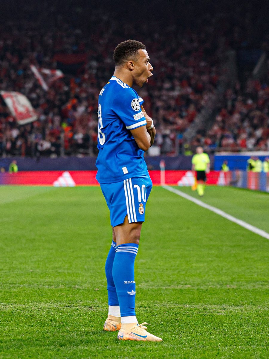 theMadridZone's tweet image. Kylian Mbappé. 🥶