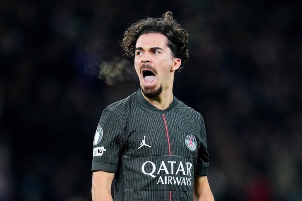 TouchlineX's tweet image. • Reporter: &quot;Do you feel like you’re in the prime of your career right now?&quot;

🚨🗣️ 𝗡𝗘𝗪: Vitinha: &quot;No. The best is yet to come.&quot;