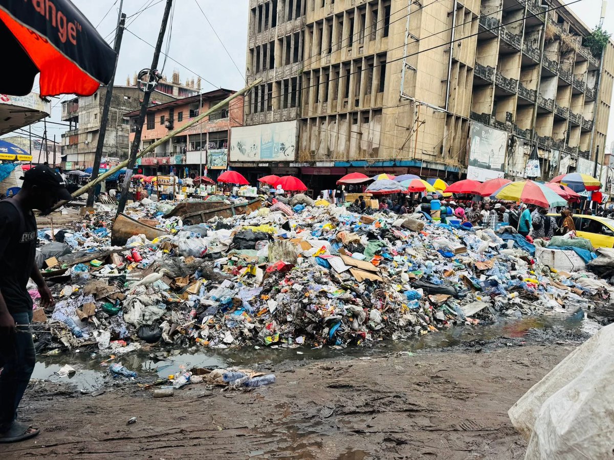 KimKimuntu's tweet image. #RDC (Arrêts sur images) 
#Kinshasa, notre capitale mérite mieux !!!!