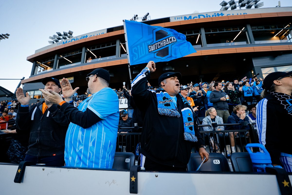 SwitchbacksFC's tweet image. Forever thankful for our fans 💙🖤

#coloradosprings #switchbacksfc