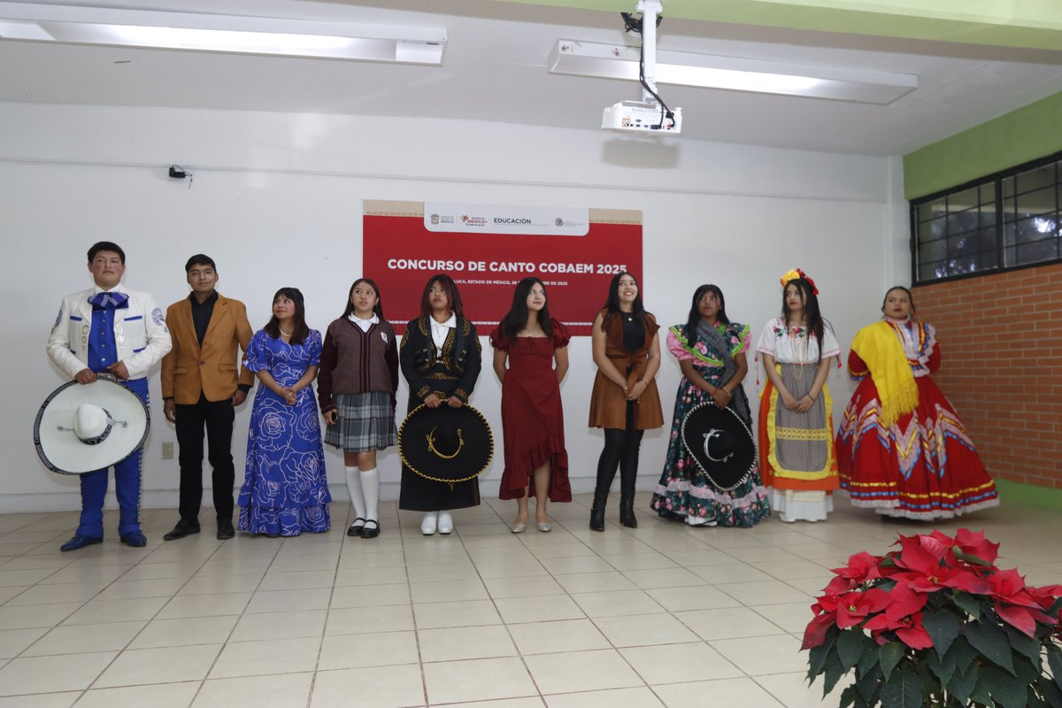 COBAEMex's tweet photo. El talento de nuestras y nuestros estudiantes se hizo escuchar en el Concurso de Canto #COBAEM 2025.

Con el acompañamiento del Director General, Lic. José Emigdio Escobar Villanueva, celebramos la creatividad, la pasión y el arte que fortalece nuestra comunidad. 🎤

#SomosCOBAEM https://t.co/mQ1aONOeAW