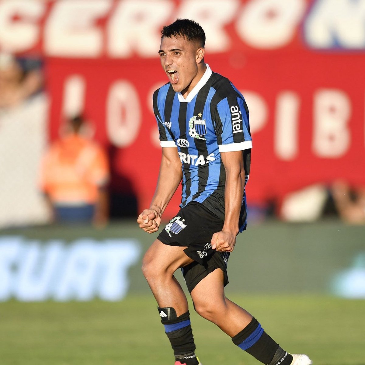 🎙 Daniel Seoane confirma en <a href="/radiolared/">Radio La Red - AM 910 📻</a> que “Liverpool de Uruguay nos comunicó que ejecutará la opción de compra por Nicolás Vallejo”

💰 La opción que tiene el club uruguayo es de 1.500.000 USD por el 70%.