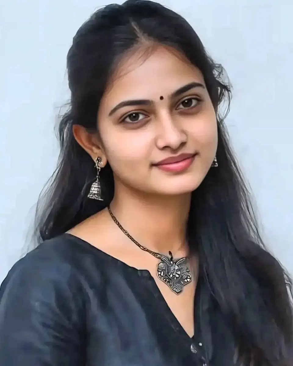 gupta42822629's tweet image. लम्बा धागा और लम्बी ज़ुबान केवल समस्या ही पैदा करती है, 
इसलिए धागे को लपेट कर और ज़ुबान को समेटकर ही रखना चाहिए..👍🥰😅
शुभ प्रभात वंदन 🌄❤️🙏