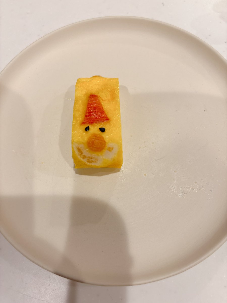 nonco0123's tweet photo. マイクラ弁当作った☺️
サンタの卵焼き頑張ったよ🎅 https://t.co/jYHNo523Ua