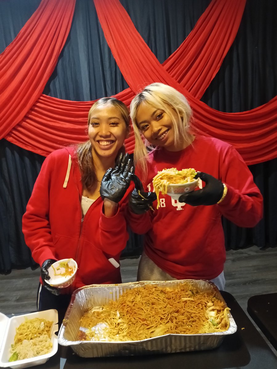 JasonRossMA's tweet image. Thanks to the generosity of Hong Meas Restaurant in Fall River, we were able to feed 40 West Bridgewater senior citizens in need this Thanksgiving!