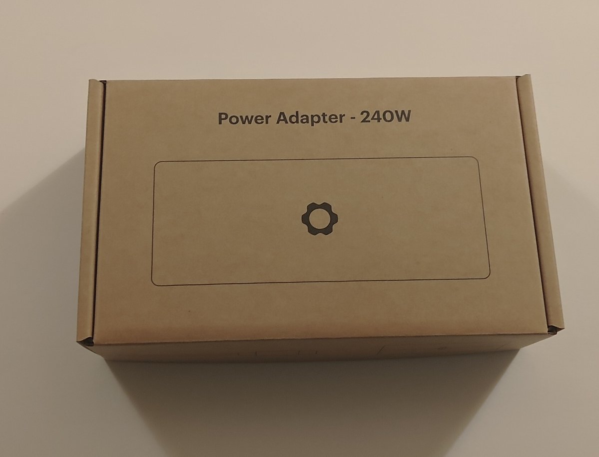 jacenboy's tweet image. Didn&apos;t expect to be excited to get a power brick in the mail, but here we are

#Framework #FrameworkLaptop #FrameworkLaptop16