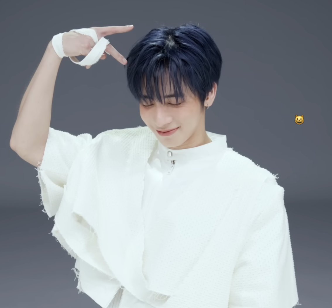 fl2019_'s tweet image. studio choom tyun, you will always be remembered