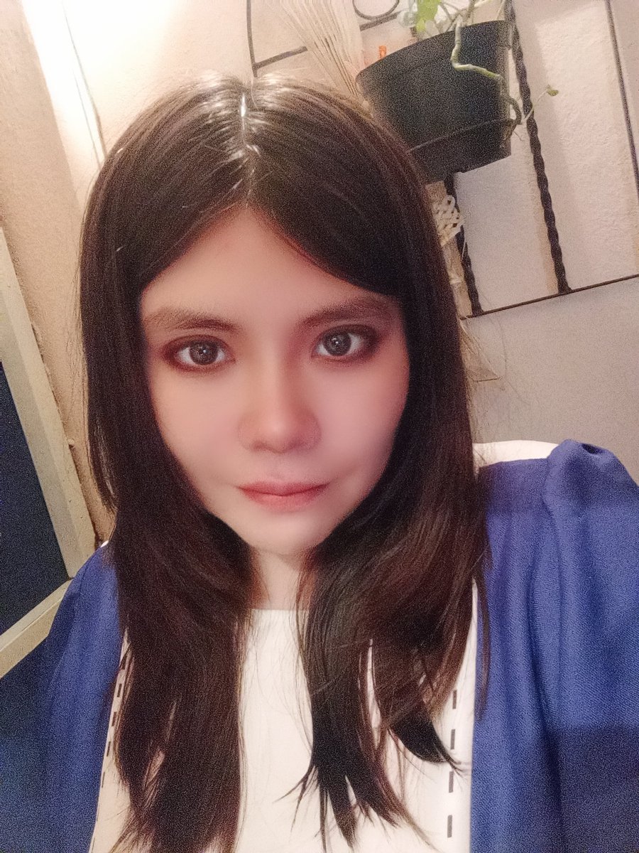 ninakg08002737's tweet image. Alice Liddell cosplay 💙🖤💀
#AliceMadnessReturns #AliceAsylum #cosplayer