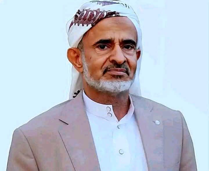 تحت جلباب العلوم الواسع والمنزلة العالية والعقل الراجح والرأي السديد والحكمة البالغة..
تجد نفسا متواضعة وخلقا ساميا وقلبا مملوء بالرحمة والإحسان 
إنه كرسي المذهب الزيدي السيد العلامة الحجة محمد بن عبدالله عوض المؤيدي..❤️
نسأل الله أن يطيل في عمره ويحفظه ذخرا للإسلام والمسلمين..