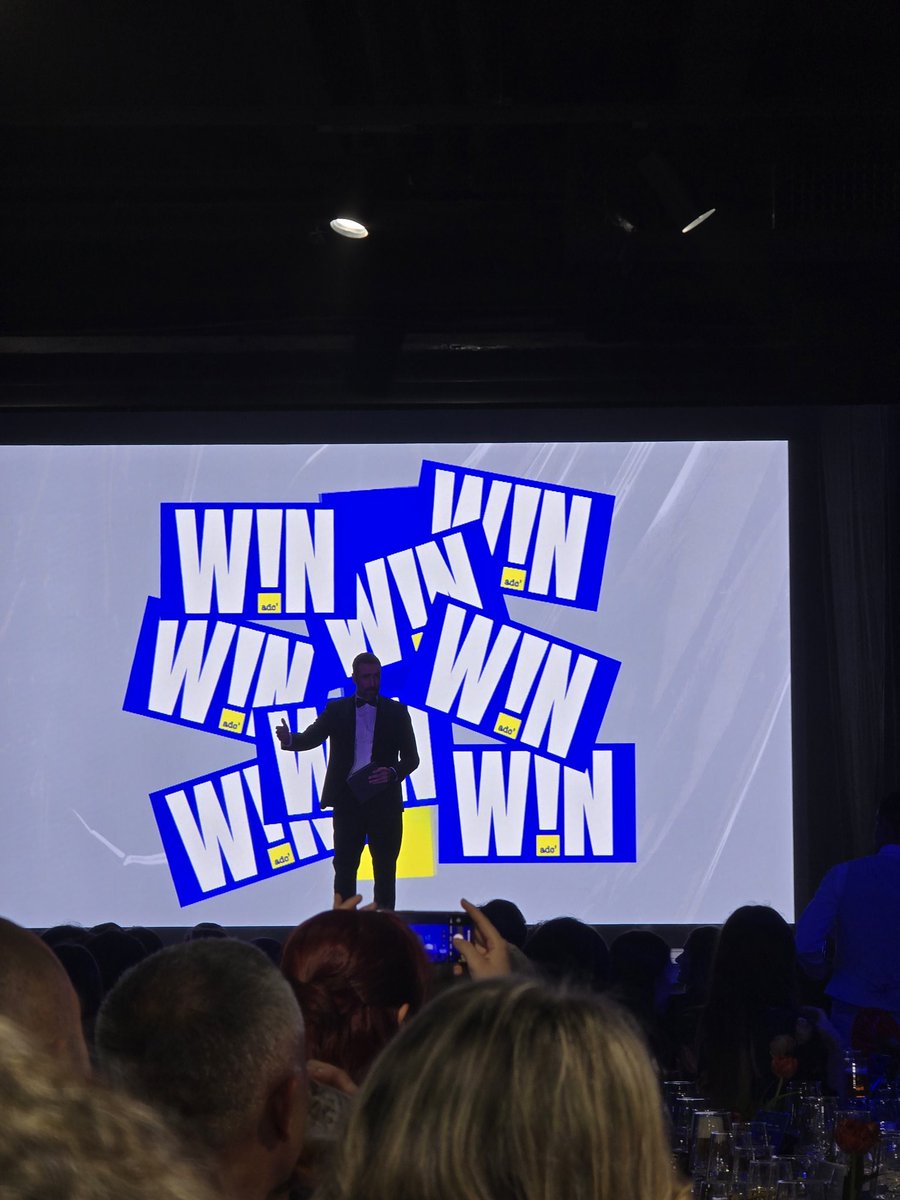 simbiu1's tweet image. @simbiu1 en la Cena de Gala y la II Edición de los Premios W!N de ADC.

Un evento que celebra la innovación y el impacto de la comunicación.

#Simbiu #PremiosWIN #ADC #Comunicación #Networking #noesmagiaespr