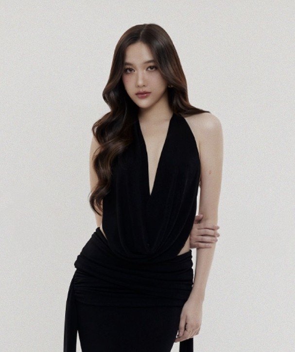 TrendForFREEN's tweet image. 𝗦𝗖𝗛𝗘𝗗𝗨𝗟𝗘 𝗧𝗢𝗗𝗔𝗬  
📅 27.11.2025

❥ Shooting Confidential 

⋆˚ ★ ˖° ⚘️
Good luck, Freen! My hardworking girl,take care of yourself. Love you and Fighting @srchafreen 🫶🏻😘🌷
                                    ˚ ★ ˖° ⚘️

#ฟรีนสโรชา #srchafreen 
#FreenSarocha…