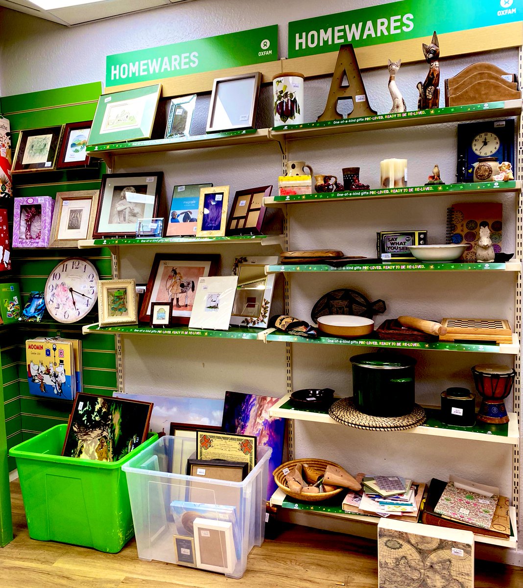 OxfamHexham's tweet image. Good evening all
Hope you’ve had a good day and will have a very pleasant evening
Let me show you some useful 
items on our shelves ,looking for new homes👩🏻‍🍳
Practical and pretty homewares   at very tempting prices can always  be found in Oxfam
#Oxfam #Hexham