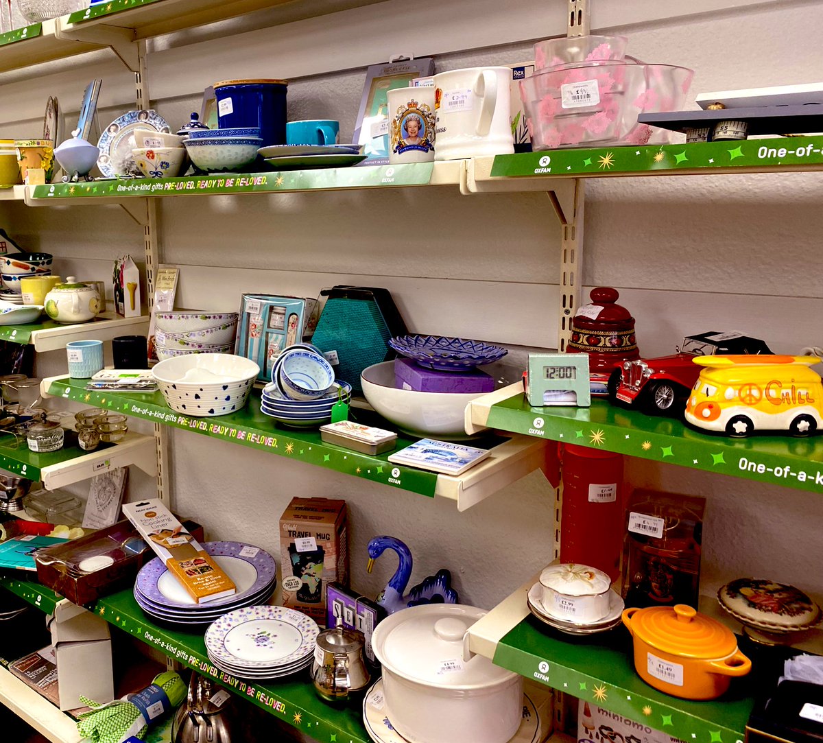 OxfamHexham's tweet image. Good evening all
Hope you’ve had a good day and will have a very pleasant evening
Let me show you some useful 
items on our shelves ,looking for new homes👩🏻‍🍳
Practical and pretty homewares   at very tempting prices can always  be found in Oxfam
#Oxfam #Hexham
